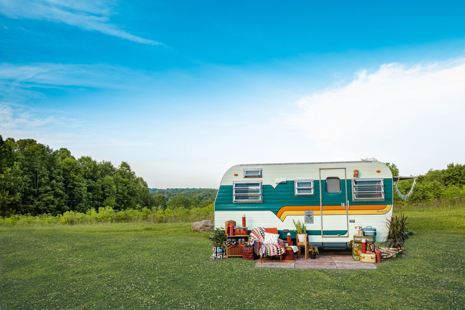 How To Choose Solar Panels For Your RV The Fox Magazine