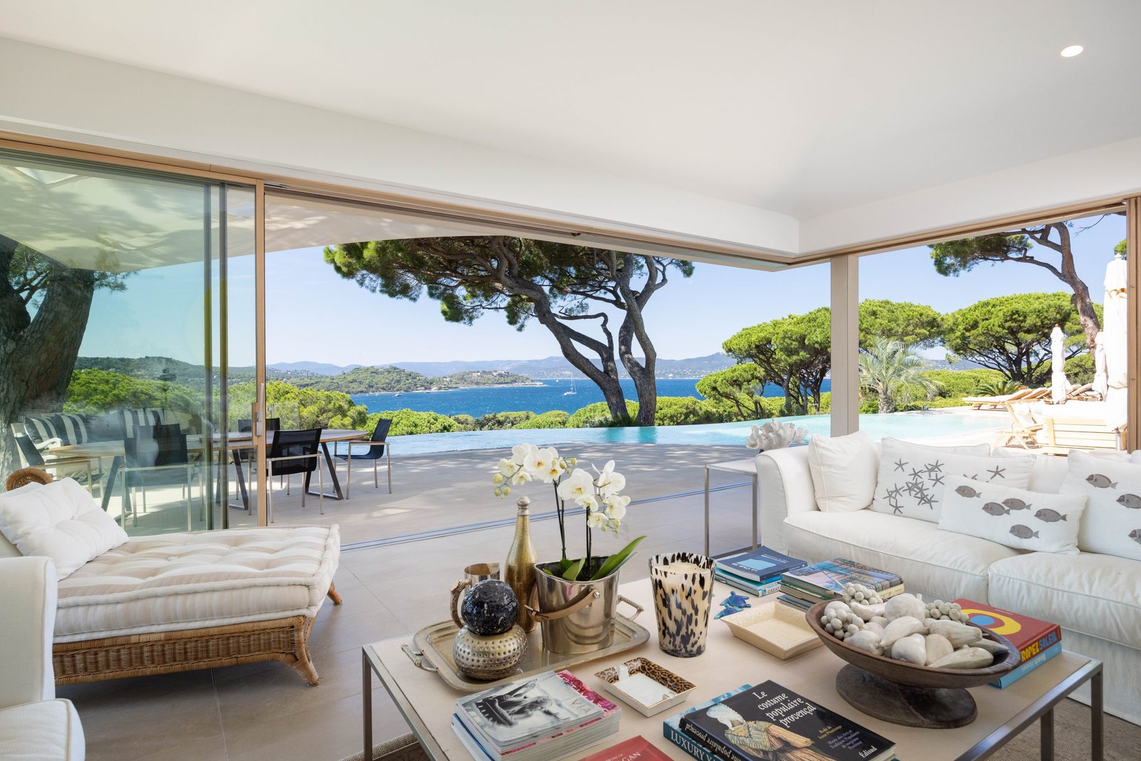 30s Magazine - Inside the Chanel mansion in Saint Tropez